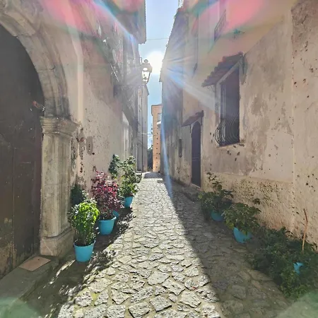 Casa Piazza Vecchia * Scalea